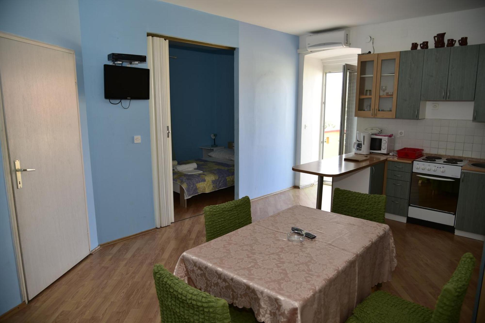 Apartments Ivka Malinska Exterior photo